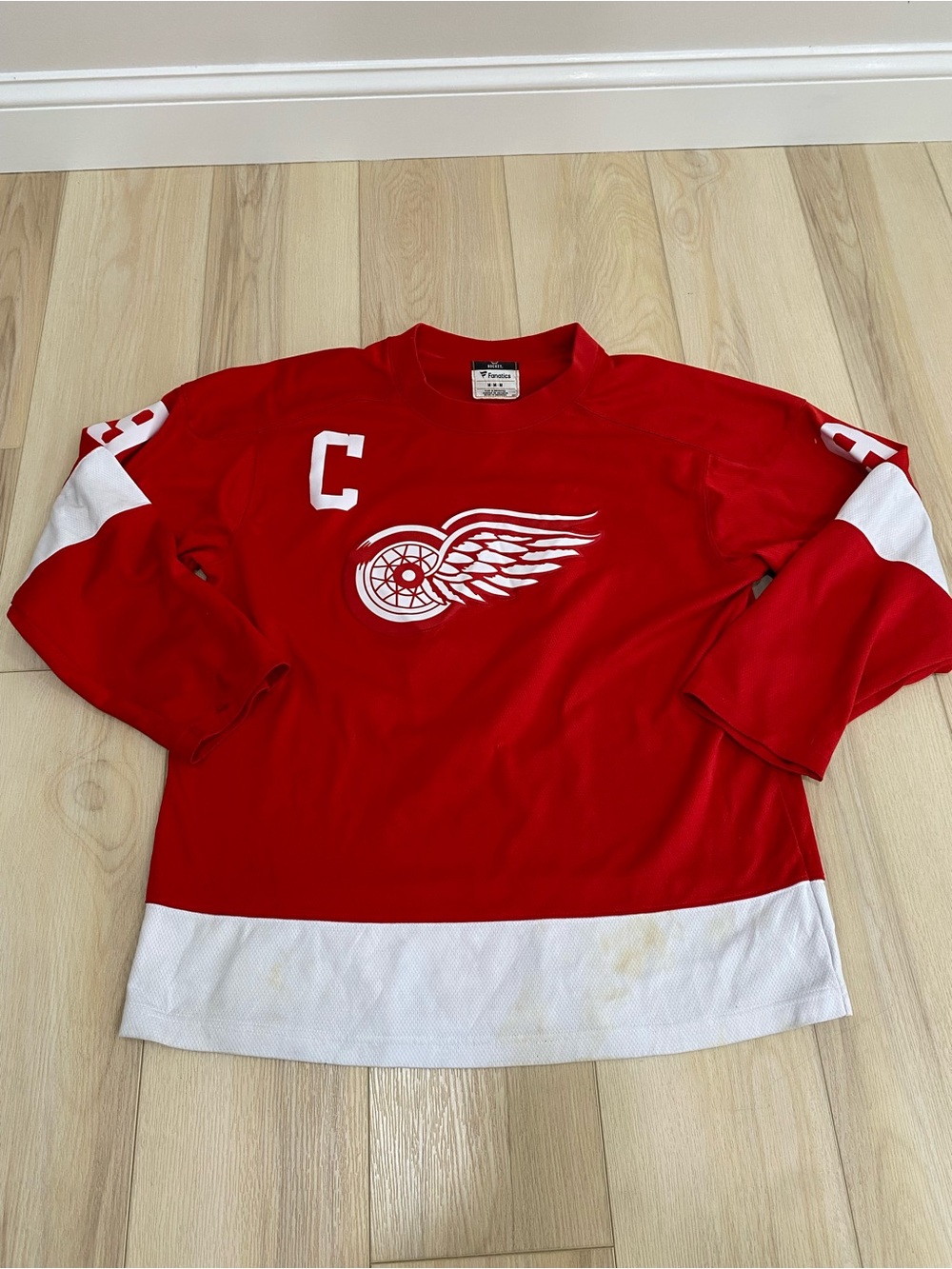 Fanatics Vintage Hockey Detroit Red Wings Gordie Howe Jersey Men’s M Red NHL
